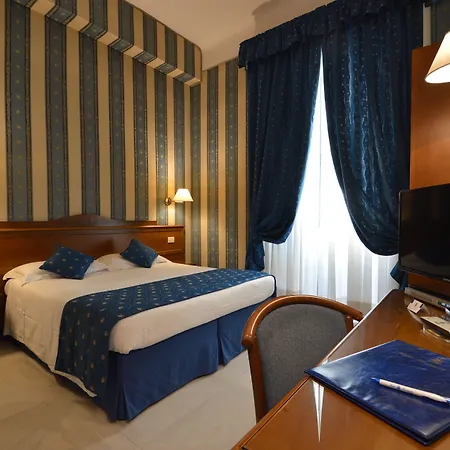 Hotel Montecarlo-3