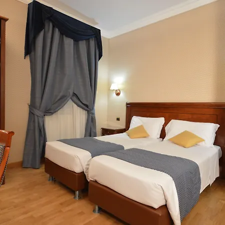Hotel Montecarlo-2
