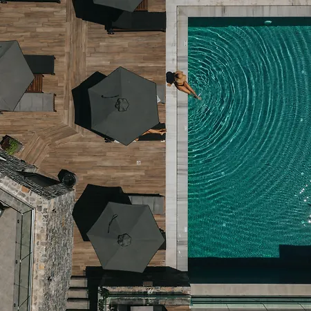 Seascape Luxury Residences (Adults Only)-3