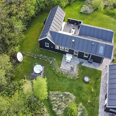 Holiday Home Eireen - 600M To The Fjord By Interhome-3