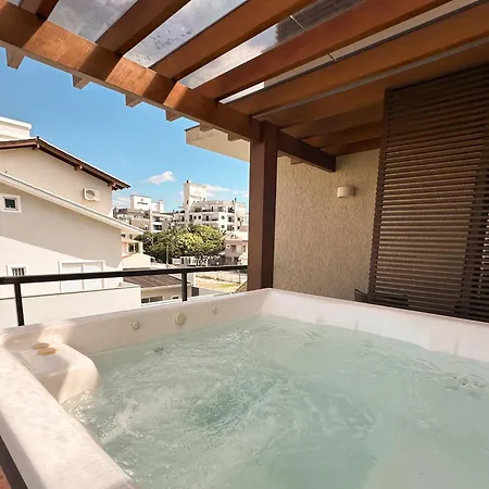 Triplex 3 Suites Com Jacuzzi Em Canto Grande-2