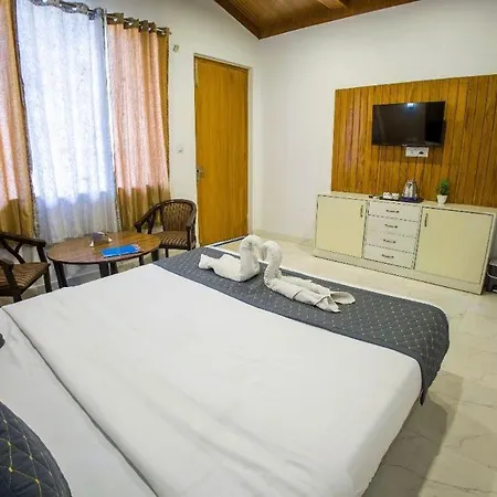Corbett Jungle Breeze-2