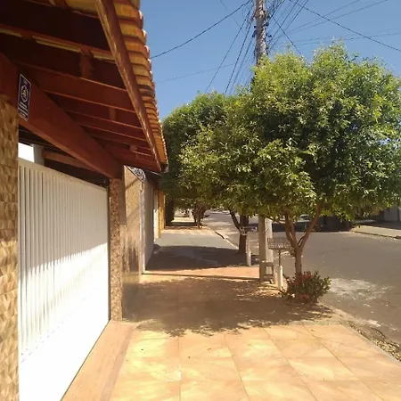 Recanto 22, Casa Para Temporada Com 1 Suite Em Olimpia-2