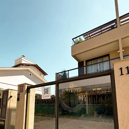 Triplex 3 Suites Com Jacuzzi Em Canto Grande-3