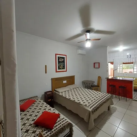 Recanto 22, Casa Para Temporada Com 1 Suite Em Olimpia-3