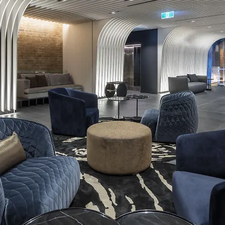 Skye Suites Sydney-3