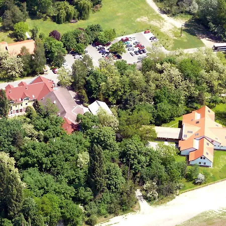 Gereby Kuria Hotel Es Lovasudvar-3