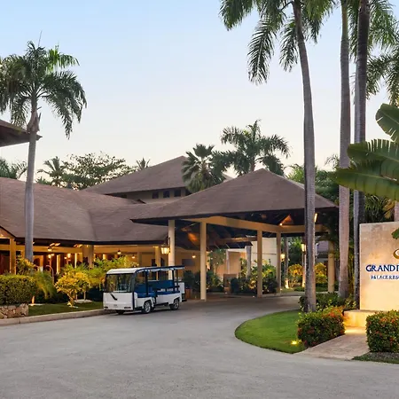 Grand Palladium Palace Resort Spa & Casino-3