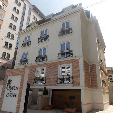 Hotel Queen-3