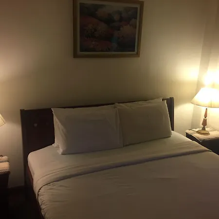 Jenet Service Suite At Times Square Kl-3