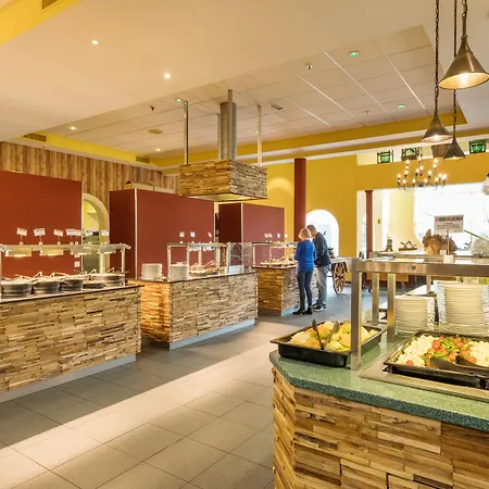 Hotel Hochsauerland by Center Parcs-3