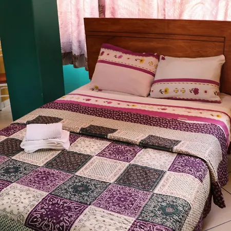 Hostal Spring II-2