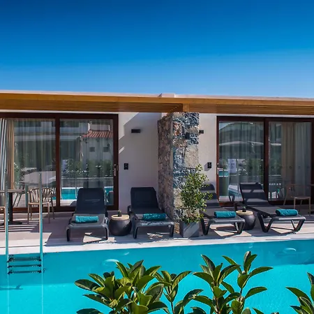 Petousis Hotel & Suites-3