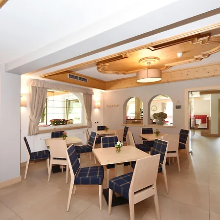 X Alp Hotel-3