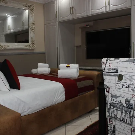 Romans Rest Guest House-3