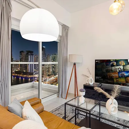 Stunning Space With Full Marina View-2