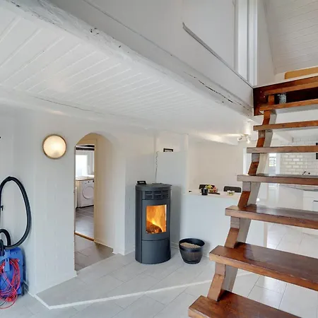 Holiday Home Ailke - 2Km To The Fjord By Interhome-3