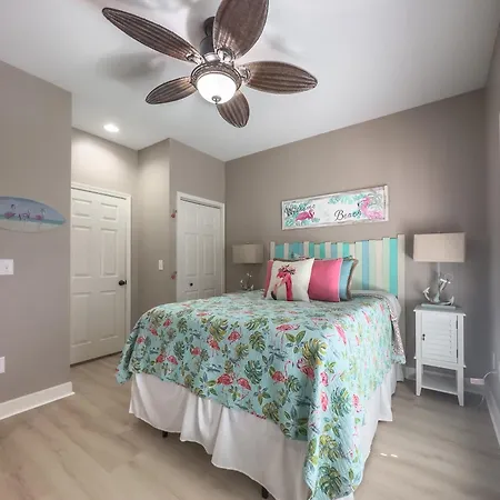 Stunning Beach Cottage! Hot Tub&Pet Friendly! Sleeps 6!-2