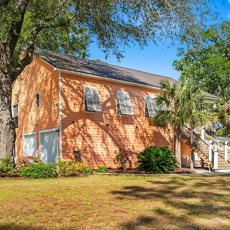 Stunning Beach Cottage! Hot Tub&Pet Friendly! Sleeps 6!-3