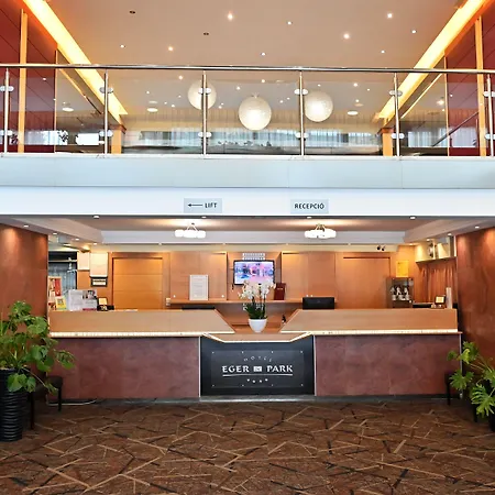 Hotel Eger&Park-3