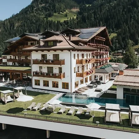 Hotel Tauernhof-3