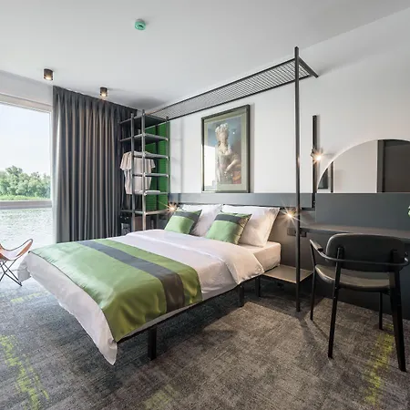 Joy 5 Hotel & Spa-3