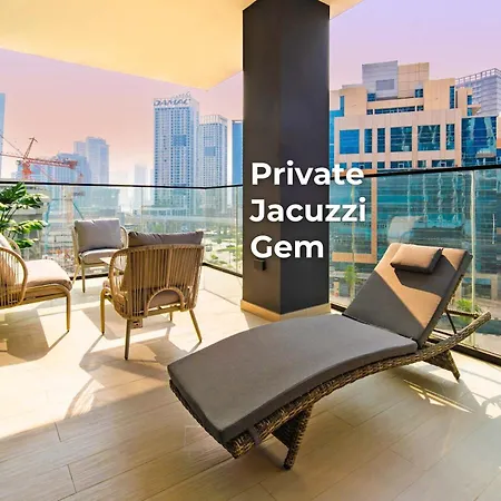 Jacuzzi Escape | 2BR in Business Bay-2