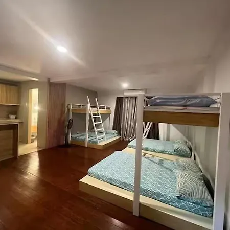 Casa Sakura Family Room-2