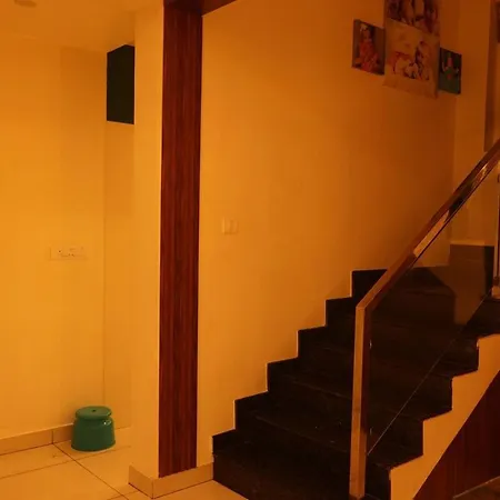 Zianas'S Den-3