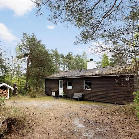 1558-Aakirkeby-Poserevaenget-6-2