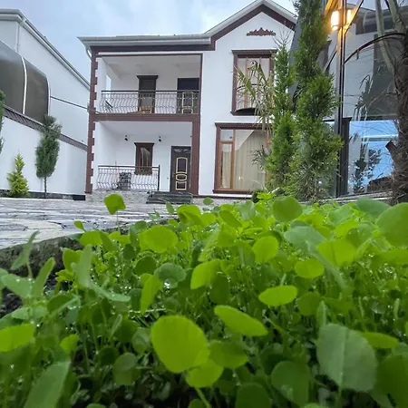 Milan Charming Villa With Indoor Heated Pool And Jacuzzi-3