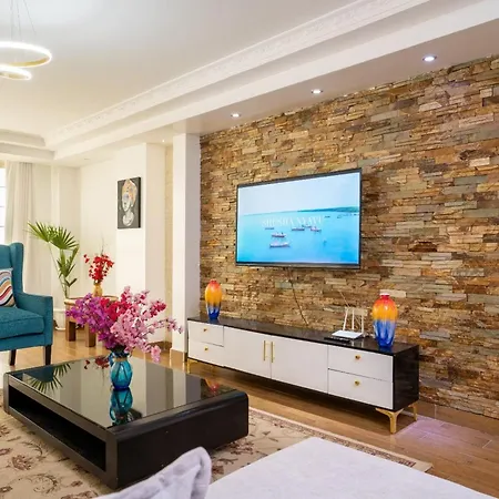 Luxurious 4 Bedroom Apartment With A Rooftop Pool In Kilimani-3
