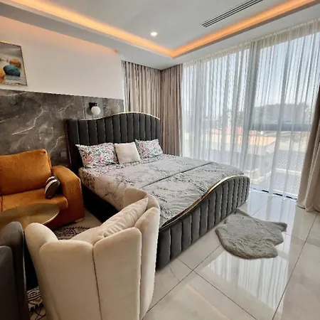 Legit Luxury Apartment At Accra Kass Studio Ensuite-2