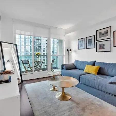 Lakeview 1-Bedroom Condo-Downtown Toronto-Free Parking-2