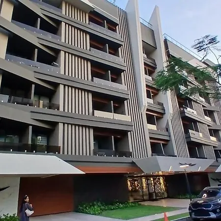 Sky Elite Studio-2