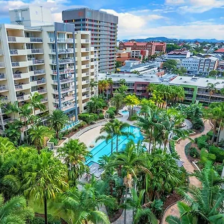 City Oasis - Free Parking Gym Beach Pool - Sleep 6-2