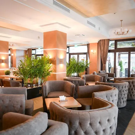 Hotel Gabriela-2