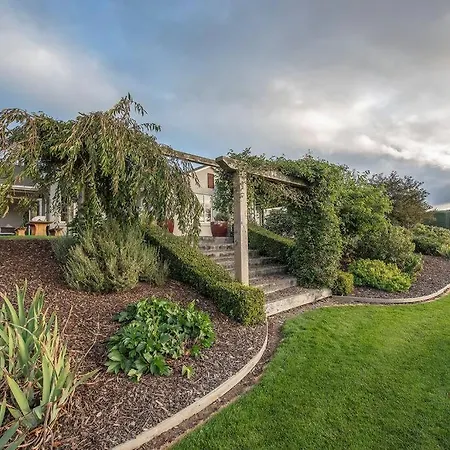 Meadowbank Taieri View-2