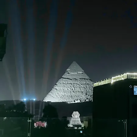 Pyra Pyramids View Inn-3