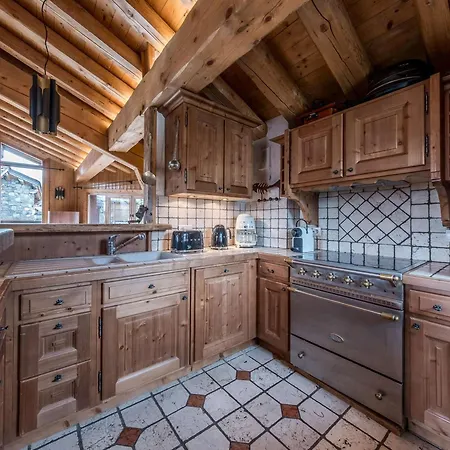 Chalet Cosy Courchevel 10 Pers, Proche Centre, Spa, Parking - Fr-1-631-241-2