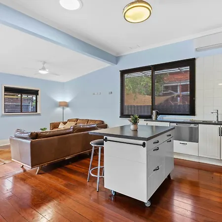 South Freo Bungalow - Hidden Spa Bath-3