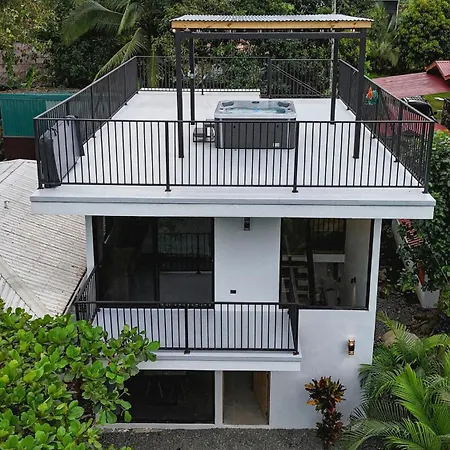 Modern Loft, Volcano View-2