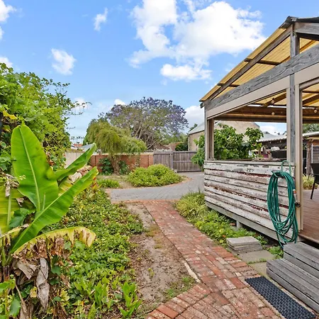 South Freo Bungalow - Hidden Spa Bath-2