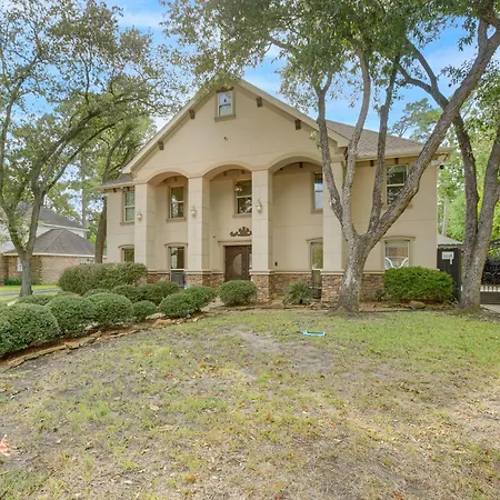 Heated Pool, Hot Tub, Game Room: Houston Group Gem-2