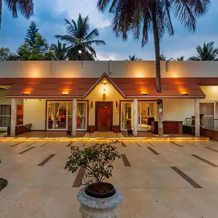 Eden Estate Villa by StayJadeHugeGardenJacuzzi-3