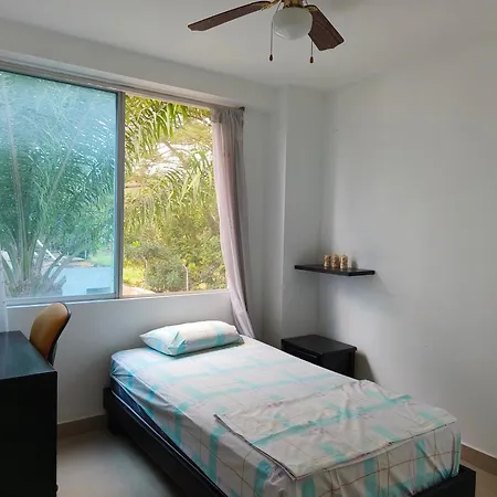 Apartamento Grande Enfrente Del Oceano-2