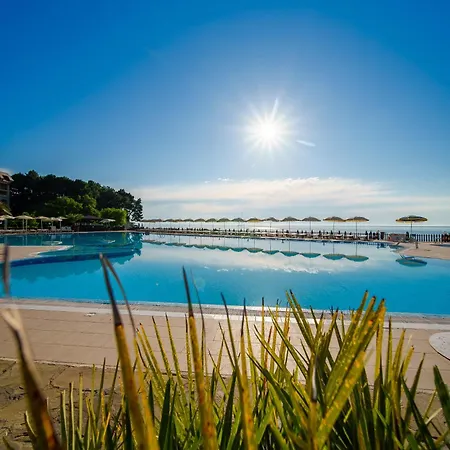 Hvd Riviera Beach Ultra All Inclusive & Mineral Pool - Private Beach & Free Parking-3