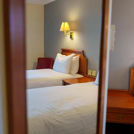 Arden Hotel And Leisure Club-2