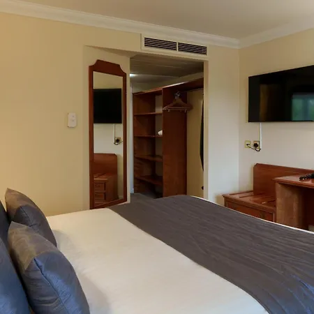 Arden Hotel And Leisure Club-3