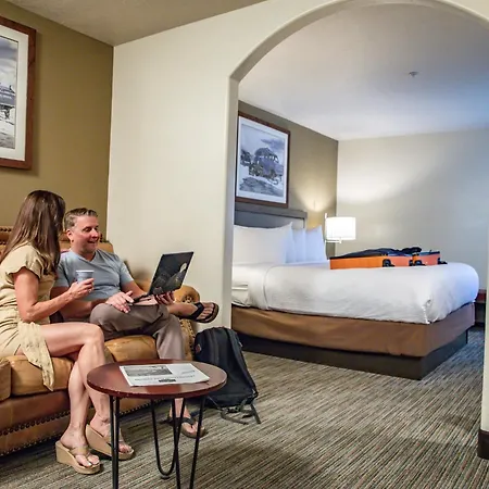 Yellowstone Park Hotel-3